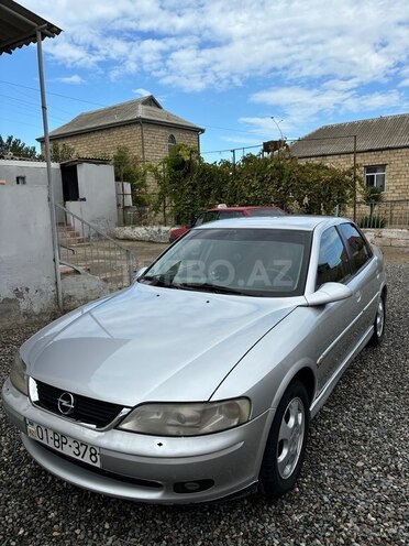 Opel Vectra-2