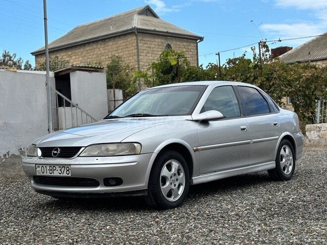 Opel Vectra-1