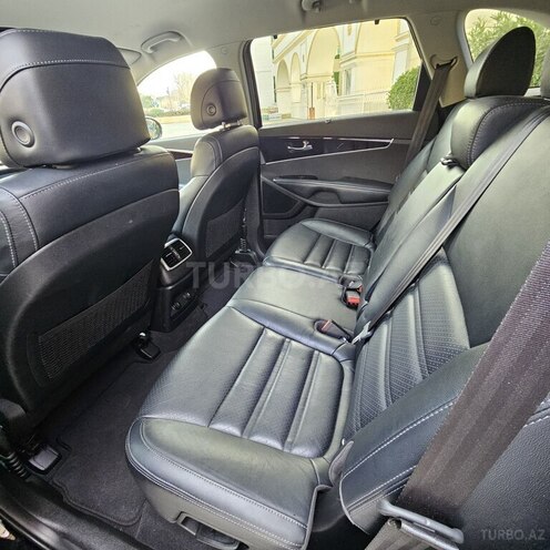 Kia Sorento-17