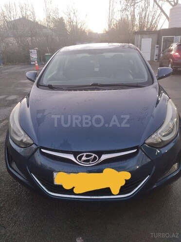 Hyundai Elantra-1