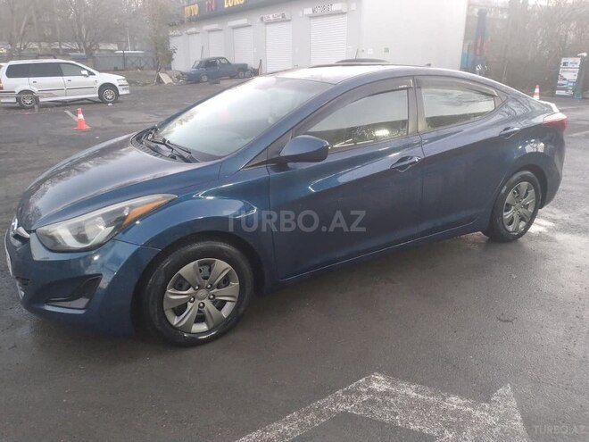 Hyundai Elantra-4