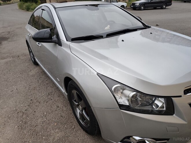 Chevrolet Cruze-4
