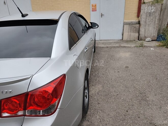 Chevrolet Cruze-5