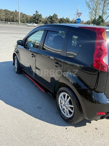 Nissan Note-2