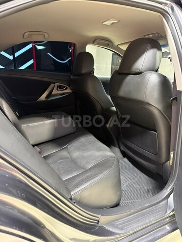 Toyota Camry-16