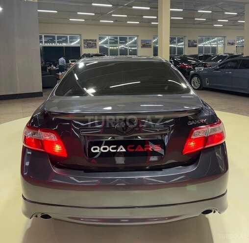 Toyota Camry-10