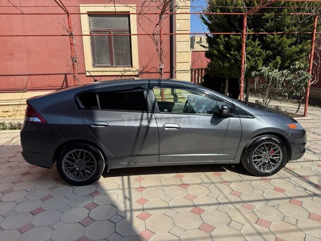 Honda Insight-7