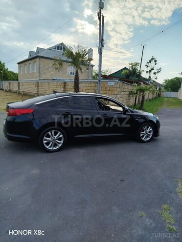 Kia Optima-4