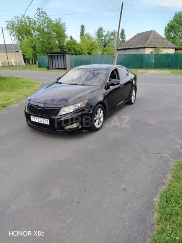 Kia Optima-1