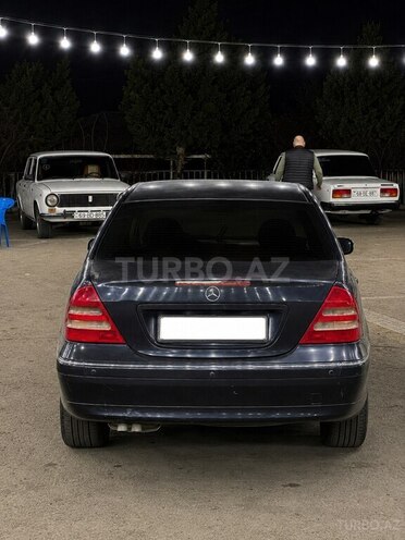 Mercedes C 200-3