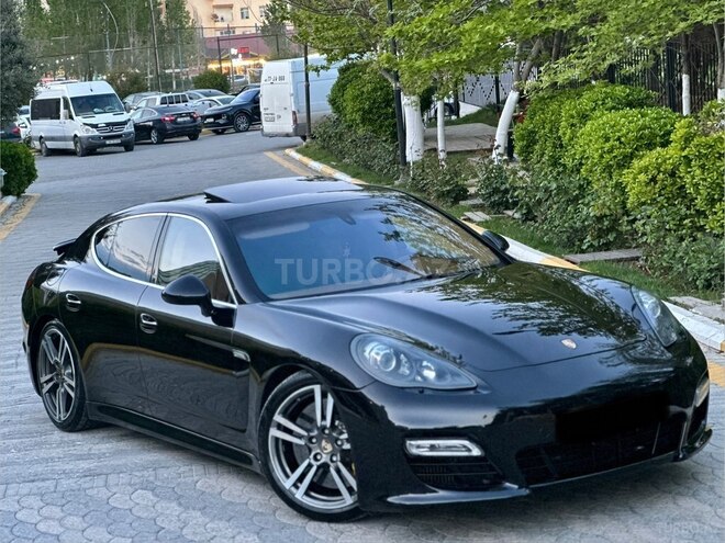 Porsche Panamera Turbo S-2