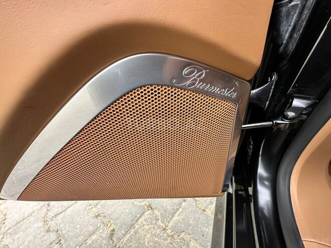Porsche Panamera Turbo S-15