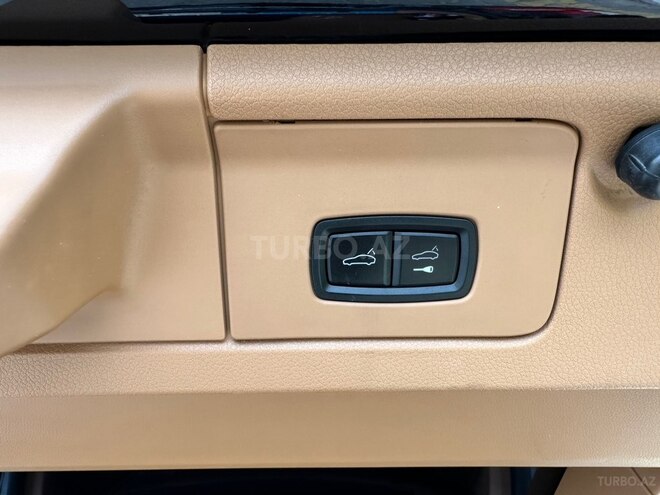 Porsche Panamera Turbo S-18