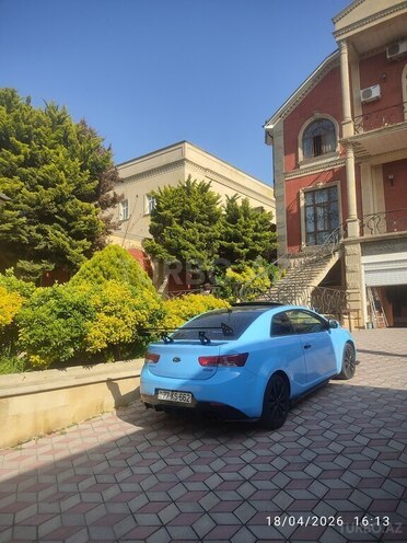 Kia Cerato-5