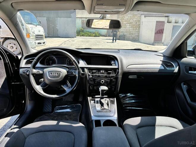 Audi A4-12