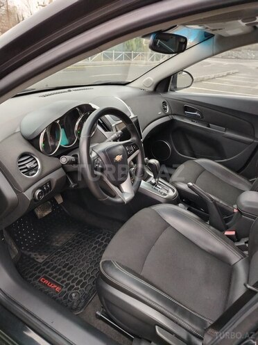 Chevrolet Cruze-6