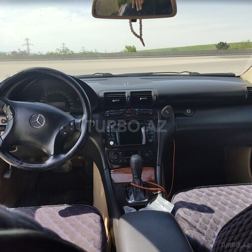 Mercedes C 320-6