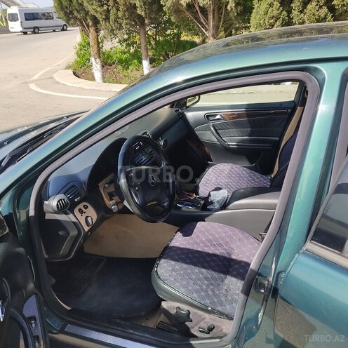 Mercedes C 320-7