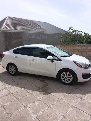 Kia Rio-5