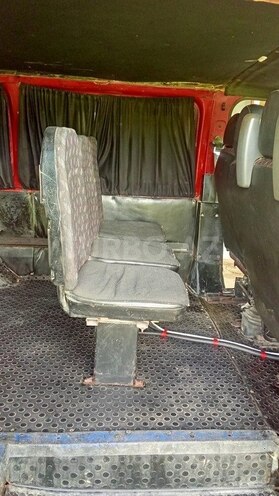 Ford Transit-6