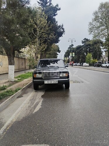 LADA (VAZ) 2107-1