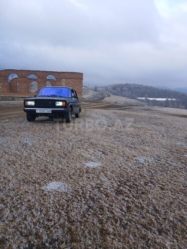 LADA (VAZ) 2107-5