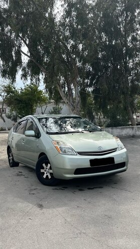 Toyota Prius-1