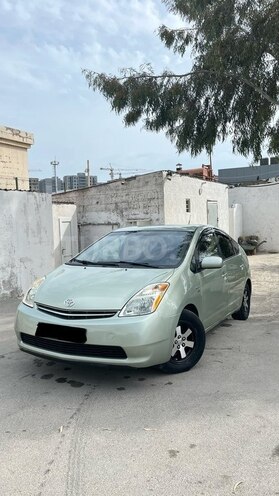 Toyota Prius-3