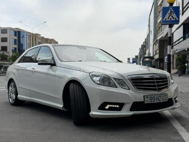 Mercedes E 300-10