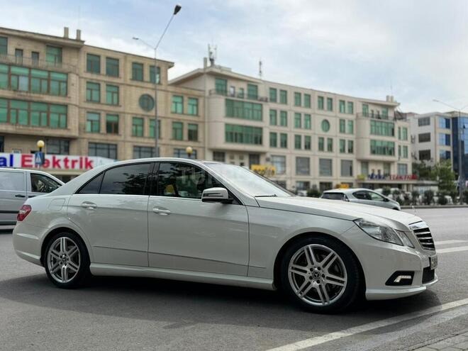 Mercedes E 300-5