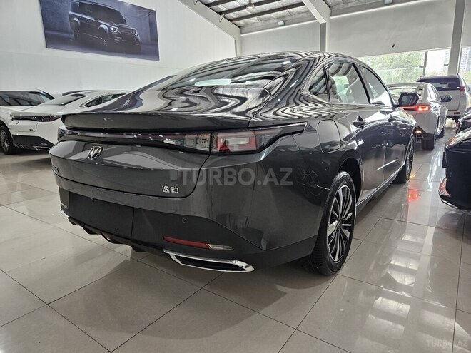 Changan Eado-22