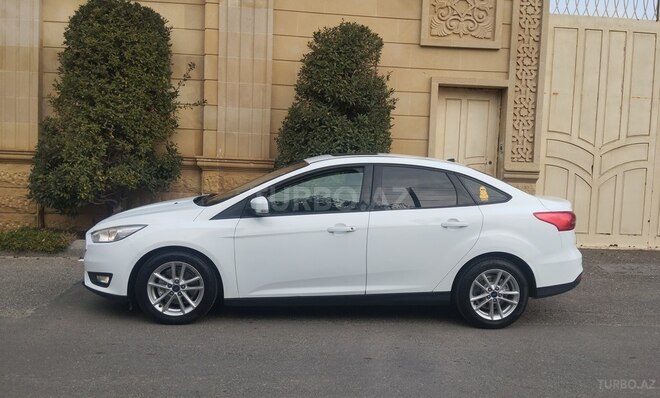 Ford Focus-4