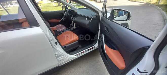Toyota Corolla Cross-11