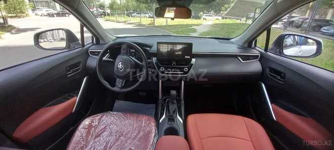 Toyota Corolla Cross-8