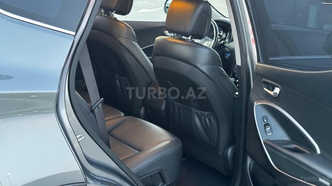 Hyundai Santa Fe-10