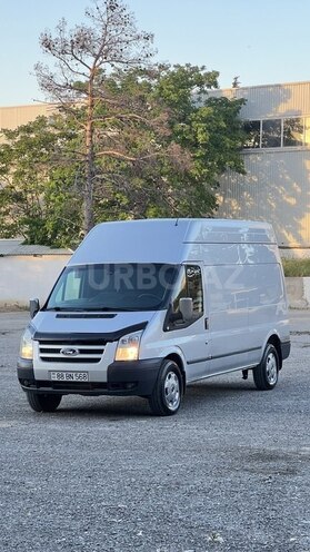 Ford Transit-1