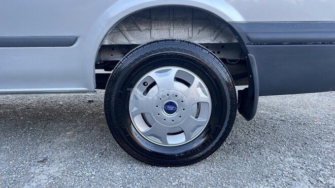 Ford Transit-18