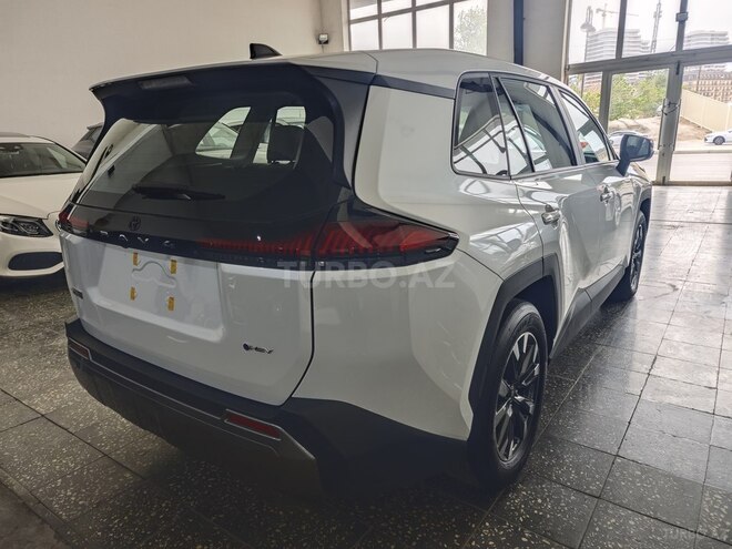 Toyota RAV4-6