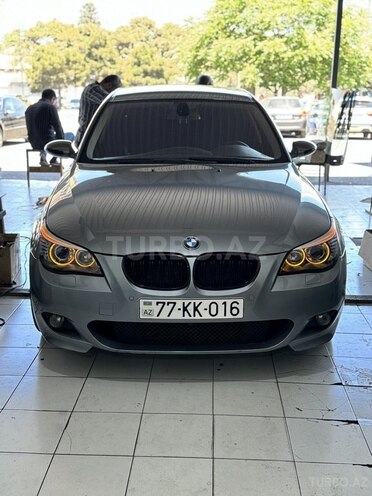 BMW 520-2