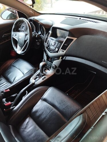 Chevrolet Cruze-5