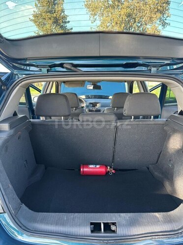 Opel Astra-7