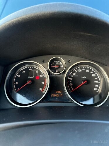 Opel Astra-8