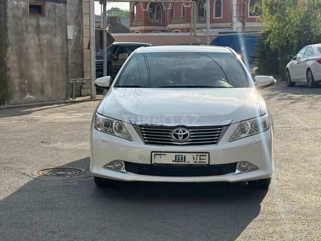 Toyota Camry-1