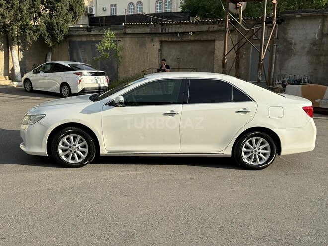 Toyota Camry-4
