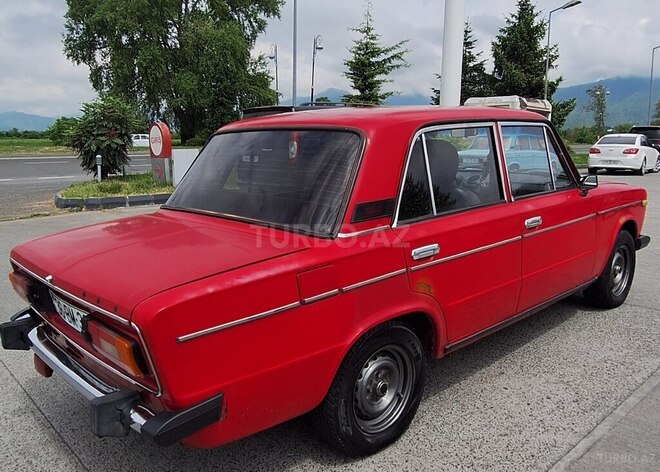 LADA (VAZ) 2106-7
