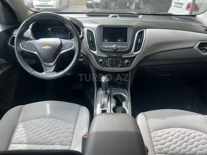 Chevrolet Equinox-5