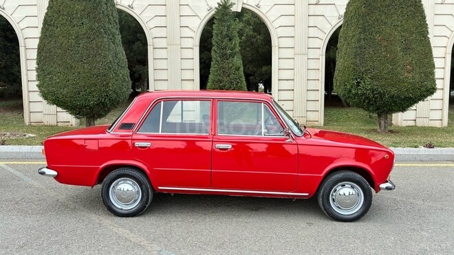 LADA (VAZ) 21011-7