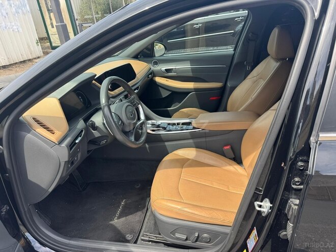 Hyundai Sonata-9