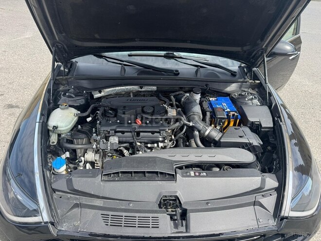 Hyundai Sonata-15