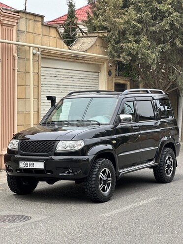 UAZ Patriot-7